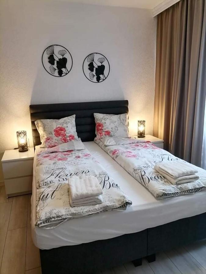 Black Sea Apartment Varna Esterno foto